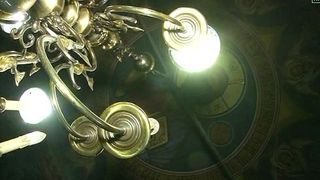 VIDEO | Preot acuzat că a &icirc;nlocuit icoane valoroase cu falsuri