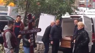 Ultimul omagiu pentru Mihai Constantinescu. Trupul artistului a fost depus la Biserica Sfânta Parascheva