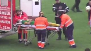 Bătaie dură pe teren. Atacantul Forestei a fost făcut KO de portarul adversarilor