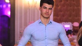 Petrecere mare &icirc;n casa &bdquo;Puterea Dragostei", apoi s-a lăsat cu bătaie. Iancu plin de emoții