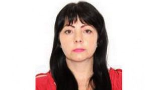 Un t&acirc;năr de 21 de ani &icirc;și caută cu disperare mama. Femeia a fost dată &icirc;n urmărire naţională şi internaţională
