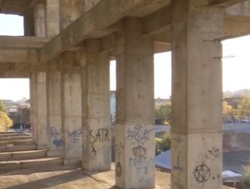 Primele imagini de la fața locului de unde fata de 16 ani a fost violată și chinuită