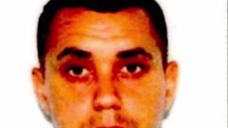 Deţinutul de la Penitenciarul Mioveni care a evadat de la o unitate sanitară din Piteşti a fost prins de poliţişti