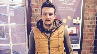 Drama unei cântărețe. Fratele ei a dispărut fără urmă în Anglia, de două săptămâni