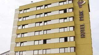 Sotii Iohannis au facut petrecerea de nunta la restaurantul de la parterul hotelului Parc din Sibiu