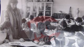 Primele ore predate la scoala de Carmen Iohannis