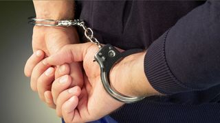 Bărbat de 38 de ani din Olt, arestat după ce a violat o femeie