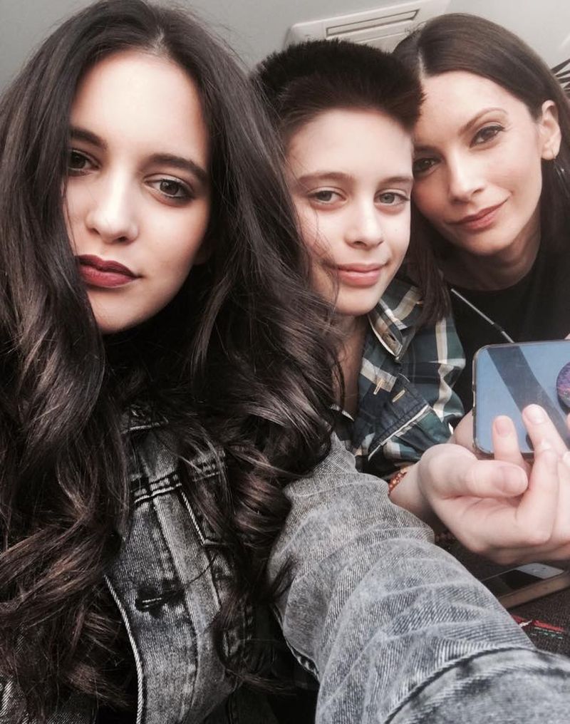 O prezentatoare de știri a trecut prin clipe de coșmar: „Fiul meu si-a bagat cutitul in mana”