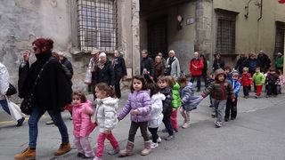 Atac cu sodă caustică la grădiniță. 51 de copii internați de urgență la spital