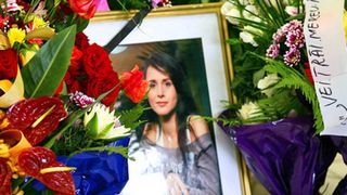 Femeia care i-a cumpărat Furadan Mădălinei Manole a ajuns mare şef la Fisc! Vezi cum a&nbsp; avansat de trei ori &icirc;n funcţie Berta Slav şi ce salariu uriaş are!