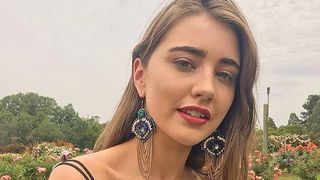 Povestea șocantă a unui fotomodel. La 23 de ani, a născut în 10 minute pe podea