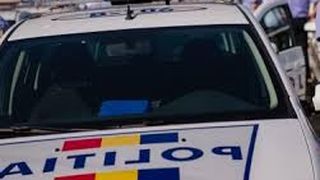 Medic de familie, cercetat de poliţişti, după ce a eliberat fără drept adeverinţe pentru mai multe persoane ca acestea să justifice utilizarea urnei mobile la alegeri