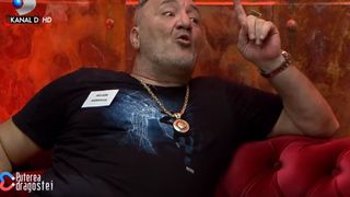 Puterea dragostei. Nelson Mondialu și Bianca, față &icirc;n față. &Icirc;nt&acirc;lnire de gardul zero: &rdquo;Poate chiar copilul meu joacă un teatru și &icirc;ți m&acirc;ncă banii&rdquo;