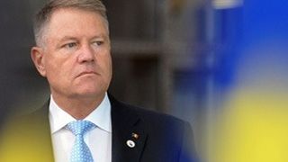 Iohannis a primit un ceas de 40.000 euro, de două ori mai scump decât al Vioricăi Dăncilă! Președintele nu l-a purtat niciodată! Ce s-a întâmplat cu ”bijuteria”?