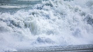 Cod roșu de valuri puternice pentru cine călătorește &icirc;n Portugalia