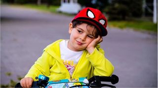 Copil de 5 ani, prins cu droguri la grădiniță: "Pun praful pe limbă și c&acirc;teva minute mai t&acirc;rziu mă simt ca Spider-Man"