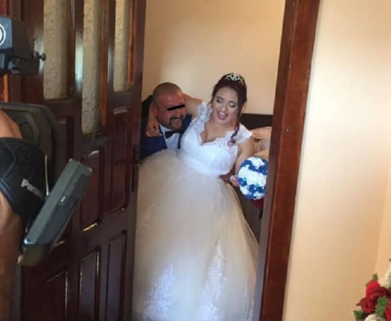 Mesajul dureros transmis de soțul îndoliat pentru Laura, tânăra mamă găsită moartă în casă lângă fiica ei