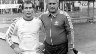 El este băiatul regretatului fotbalist Zoli Crișan! Robert a &icirc;mplinit recent 35 de ani FOTO