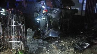 Tragedie &icirc;n Suceava. Un t&acirc;năr de 25 de ani a murit, iar altul de 24 de ani a fost rănit grav &icirc;n urma unui accident 