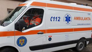 Elev de 14 ani din Constanța, înjunghiat de un coleg în picior 