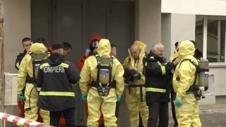 Panică &icirc;n Timișoara. Oamenii din blocul de pe Vaida Voievod, unde a avut loc dezinsecția, scoși iar din locuințe