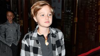 Shiloh, primul copil biologic al cuplului Jolie-Pitt, &icirc;n proces de schimbare a sexului