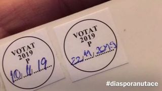 Alegeri prezidenţiale 2019 &ndash; Numărul alegătorilor care au votat la secţiile din străinătate a depăşit 200.000! &Icirc;n primul tur, p&acirc;nă s&acirc;mbătă la ora 15.00, votaseră puţin peste 153.000 de rom&acirc;ni