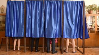 Alegeri prezidenţiale 2019 - BEC - Prezenţa p&acirc;nă la ora 9:00, 3,35%. Ilfov, Constanţa, Teleorman sunt judeţele cu cea mai bună prezenţă