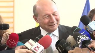 Alegeri prezidenţiale 2019. Traian Băsescu, declarații înainte de vot: "Dacă azi nu votezi, în următorii 5 ani să taci din gură"