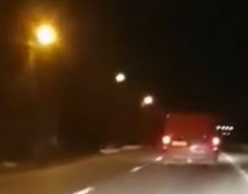 Culmea ironiei: polițistul care sfidează legea! Cum a fost surprins circulând cu mașina pe o șosea din Satu Mare