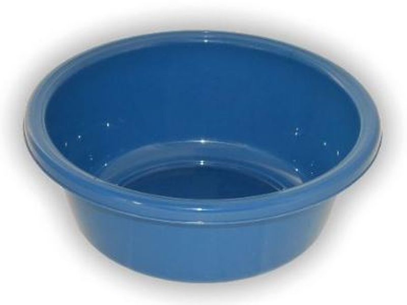 Fără apă caldă și căldură dar plini de nervi. Bucureștenii au promis un protest cu ligheane în fața primăriei