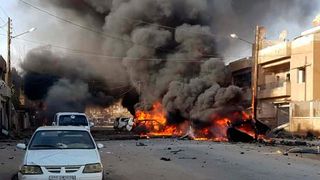 Mașina capcană a ucis 17 persoane și a rănit alte 20