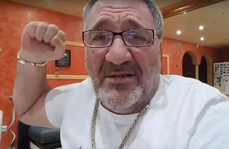 Nelson Mondialu aruncă bomba: „Auzi Livian să-l primesc acasă cu moldoveanca?! Mai bine iau acasă una de la casa de copii. Iau pentru Livian o fată faină de la casa de copii!”