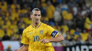 Malmo: Statuia lui Zlatan Ivrahimovici a fost vandalizată