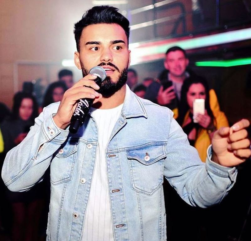 Ce au spus fanii când l-au auzit pe Jador cântând live: ”Încă un lăutar”