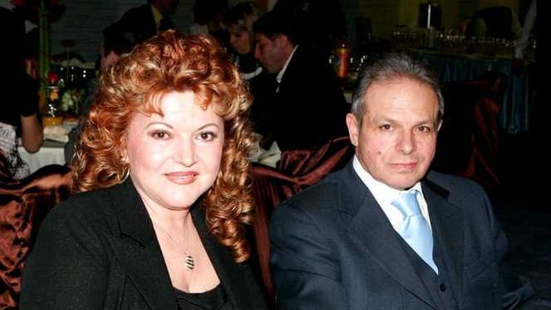 Durere fără margini pentru Maria Cârneci: solista și-a înmormântat soțul