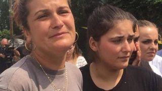 Mama Luizei Melencu a ajuns la Palatul Cotroceni din București: Suntem persoane simple, aş fi vrut personal să vorbesc cu preşedintele Iohannis