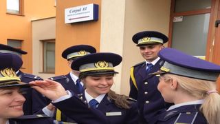 Peste 2.800 de agenţi de poliţie şi subofiţeri au absolvit cursurile, fiind incluşi &icirc;n structurile MAI