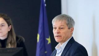 Dacian Cioloș: &bdquo;Seninătatea doamnei ministru al Educației, Monica Anisie, ne dă fiori. Sistemul de educație din Rom&acirc;nia nu e &icirc;n stare să formeze tineri capabili să se descurce &icirc;n situații concrete de viață&rdquo;