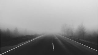 Alertă meteo: Cod galben de ceață densă și vizibilitate redusă &icirc;n mai multe județe ale țării