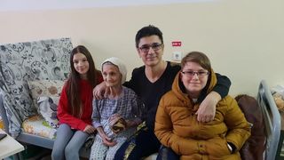 Luis Lazarus, sf&acirc;șiat de durere. Femeia care l-a crescut s-a dus: &bdquo;Odată cu ea se stinge și orice amintire din copilaria mea!&rdquo;