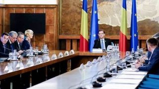 Senatul a respins legea care permitea Guvernului să emită ordonanţe pe perioada vacanţei parlamentare