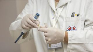 Spitalul Judeţean Focşani face verificări &icirc;n cazul fetiţei de patru luni şi jumătate care a murit la o zi după ce a fost consultată de un medic al unităţii