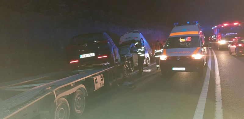 Accident de proporții pe Valea Oltului. Trafic blocat