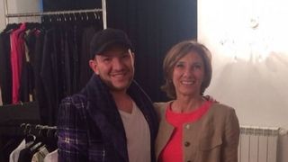 Designerul favorit al lui Carmen Iohannis este &icirc;n doliu. Anunțul trist făcut pe Facebook