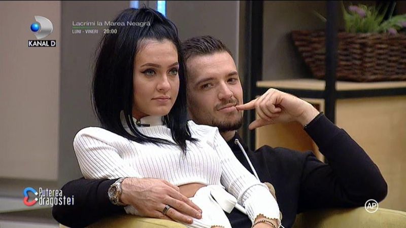 Livian de la „Puterea Dragostei”: „Dacă erai insistentă nu aveai șanse, te expediam”. Cuplul a făcut public primele mesaje dintre ei doi 