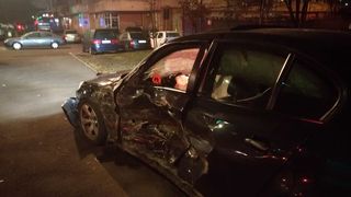 Accident de proporții provocat de un tânăr de 18 ani. A pierdut controlul volanului și a lovit alte trei mașini