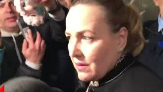 VIDEO | Carmen Dan, așteptată cu cătușe la ieșirea de la DIICOT