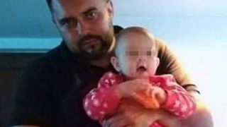 Clipe grele pentru fetița de 5 ani a pădurarului ucis &icirc;n Maramureș de hoții de lemne: &bdquo;Pl&acirc;nge &icirc;ntruna. Recent i-au apărut fire cărunte&ldquo;