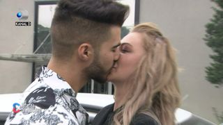 Iancu de la &bdquo;Puterea Dragostei&rdquo; decizie de ultimă oră: &bdquo;Mă mut &icirc;n Londra cu Denisa!&rdquo;